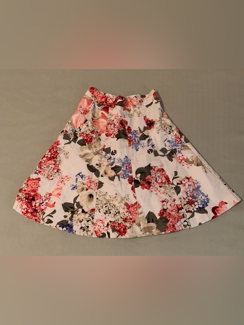 White House Black Market White A-Line Skirt with Pink, Red & Blue Floral Print